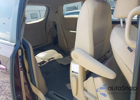 2019 Kia Sedona Lx из США, поврежденный, VIN KNDMB5C13K6533506